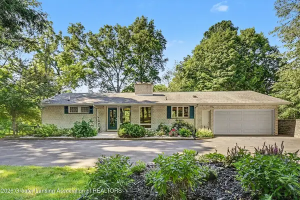 4811 Delta River Drive, Lansing, MI 48906