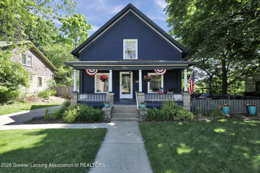 521 E Jefferson Street, Grand Ledge, MI 48837 - #2