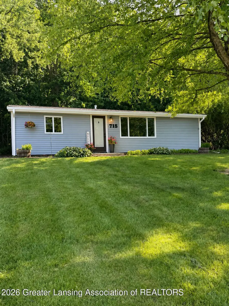 715 Birchwood Street, Dewitt, MI 48820 - #3