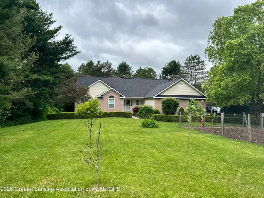 1960 Deerwood Circle, Dewitt, MI 48820 - #2