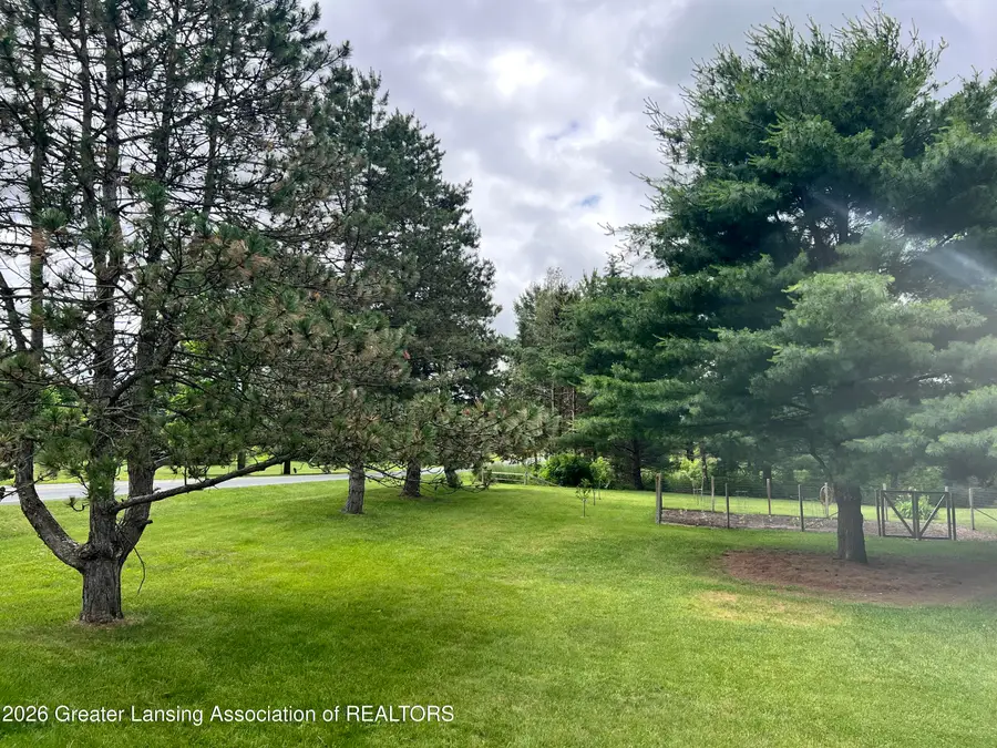 1960 Deerwood Circle, Dewitt, MI 48820 - #3