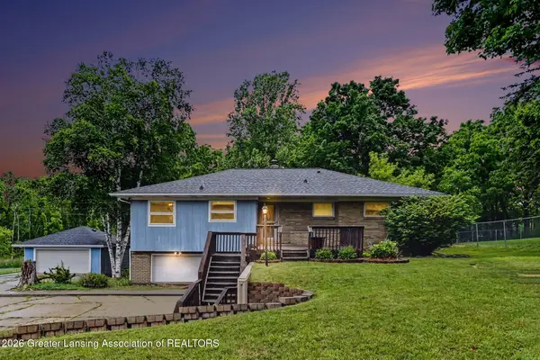 6950 Delta River Drive, Lansing, MI 48906