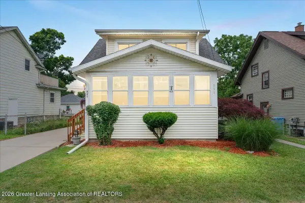 531 Pacific Avenue, Lansing, MI 48910