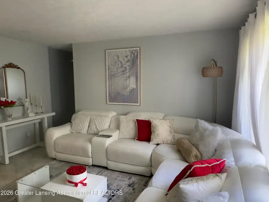 3434 Glenbrook Drive, Lansing, MI 48911 - #2