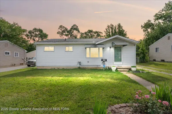 4901 Lowcroft, Lansing, MI 48910