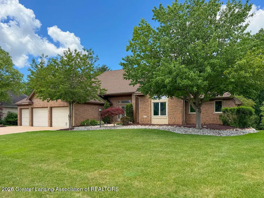 404 W Spring Meadows Lane, Dewitt, MI 48820 - #2
