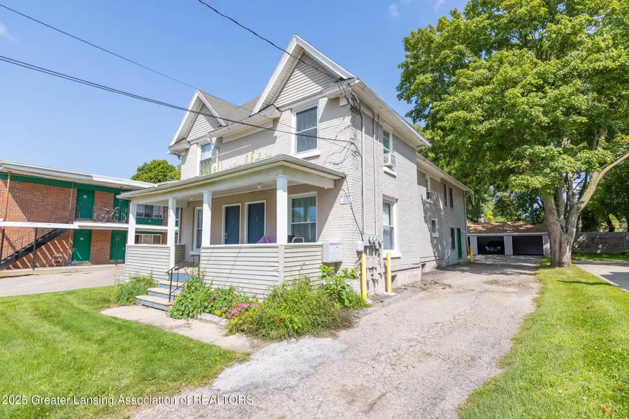 837 E Shiawassee Street, Lansing, MI 48912 - #3