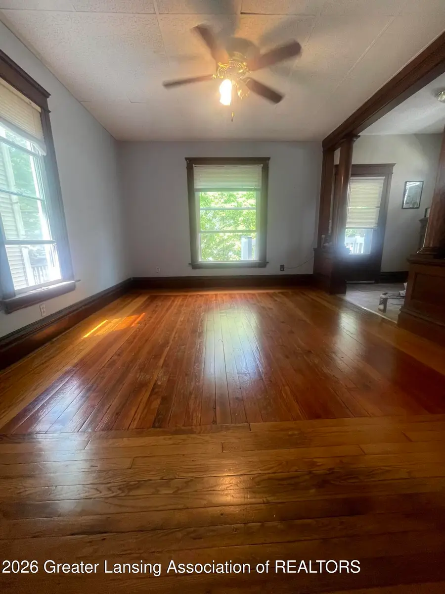 921 W Genesee Street, Lansing, MI 48915 - #3