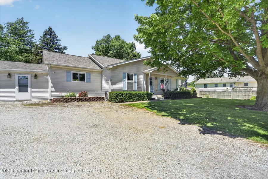1404 S Main Street, Eaton Rapids, MI 48827 - #3