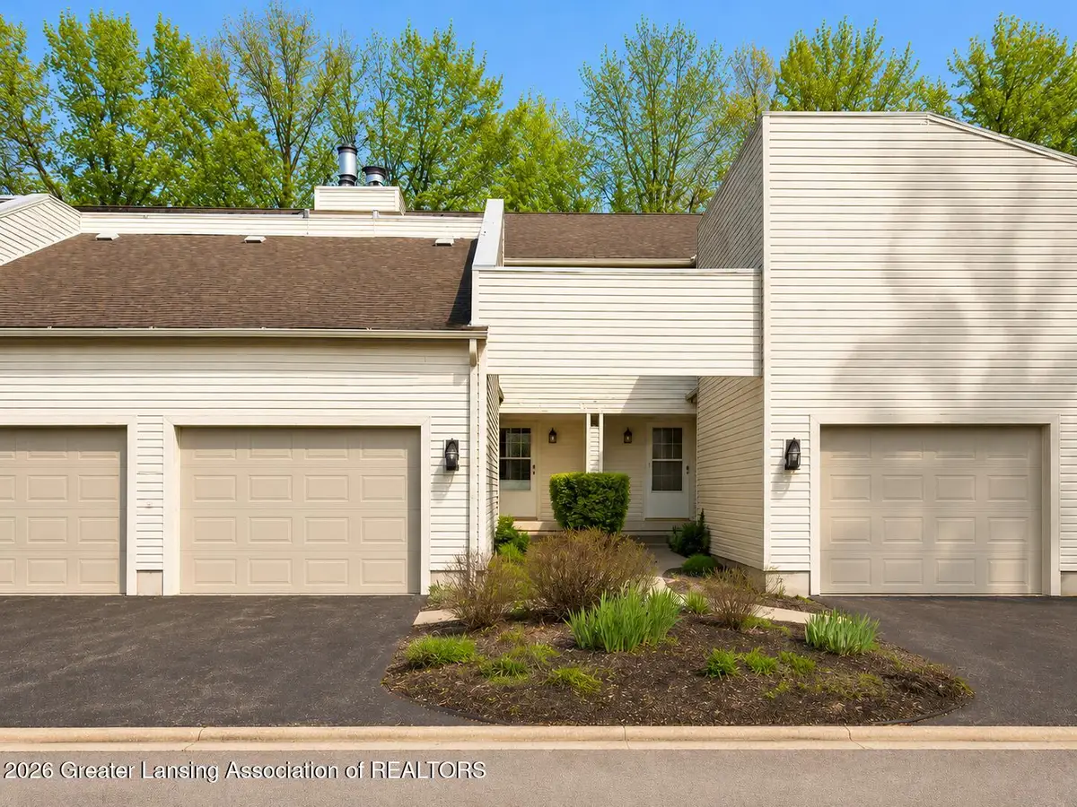 1106 S Ridge Road, Lansing, MI 48917 - #1