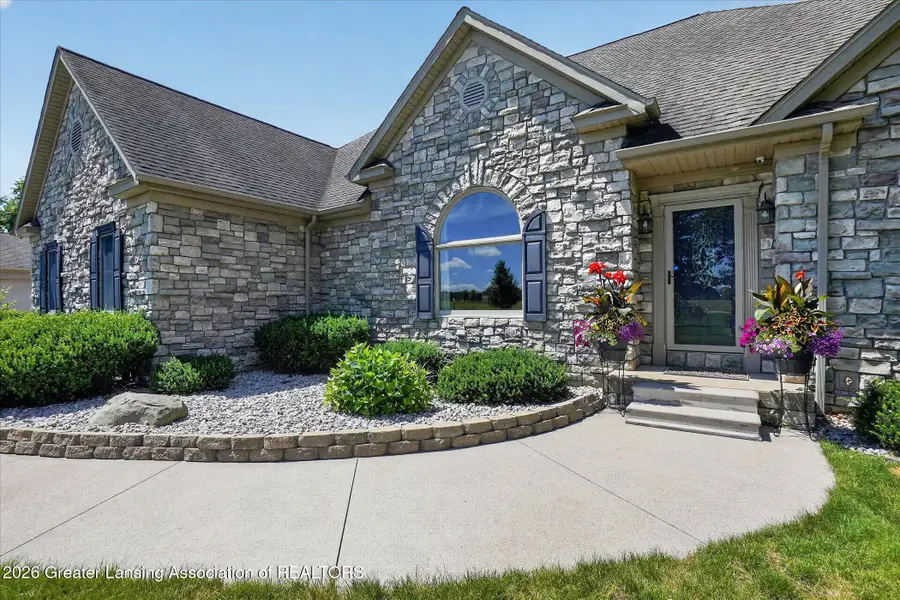 325 Priest Road, Owosso, MI 48867 - #2