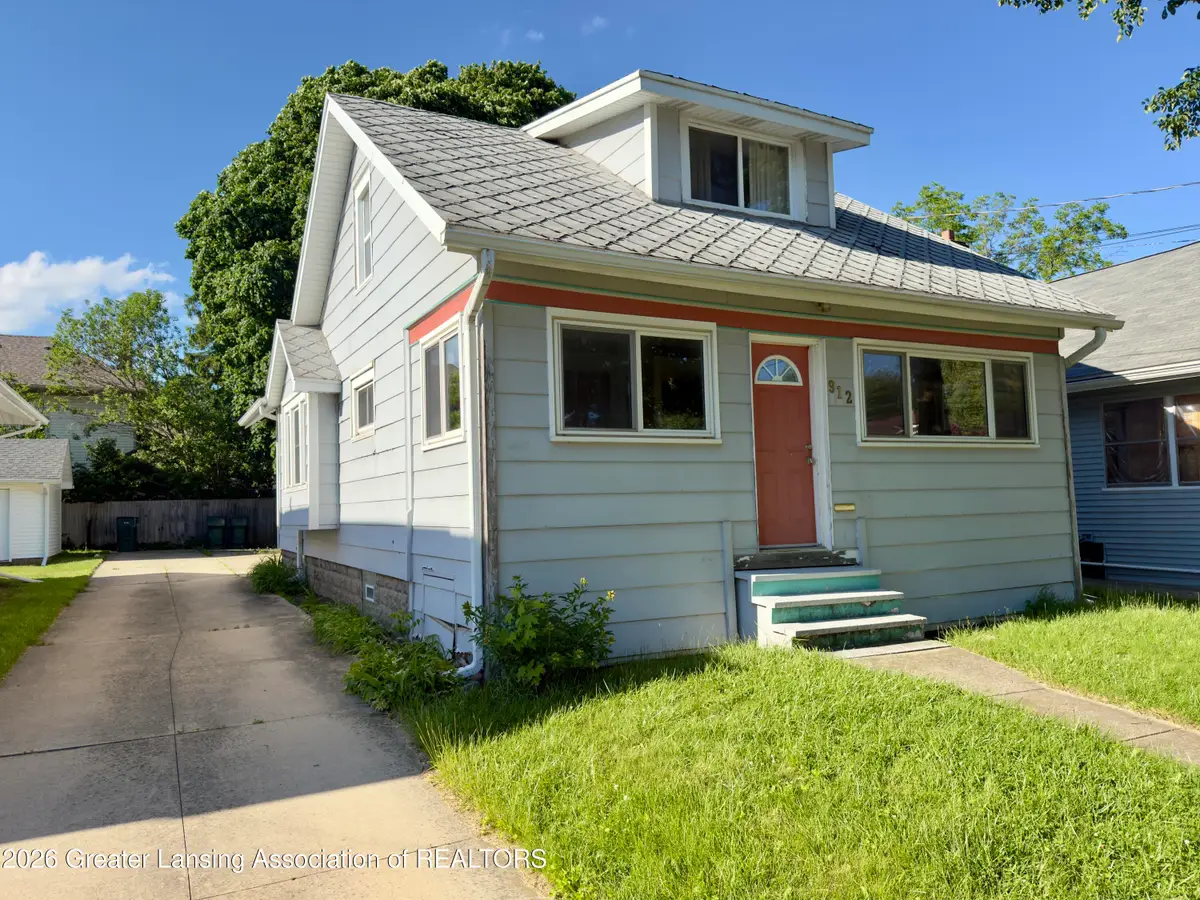 912 Smith Avenue, Lansing, MI 48910 - #1
