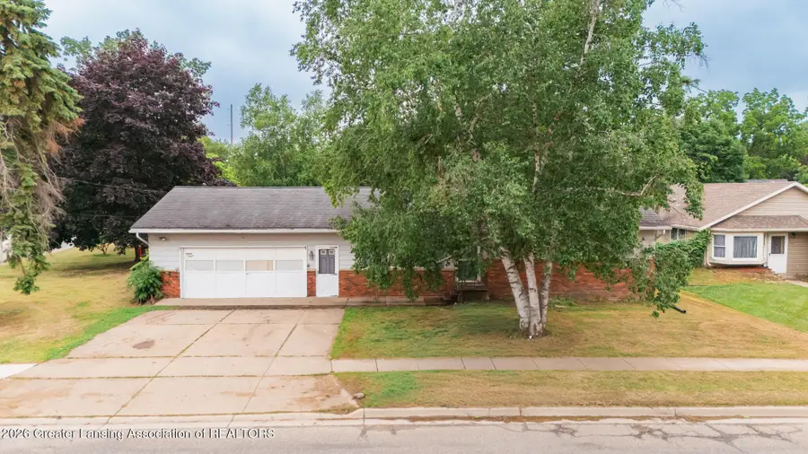 205 N Gould Street, Owosso, MI 48867 - #2