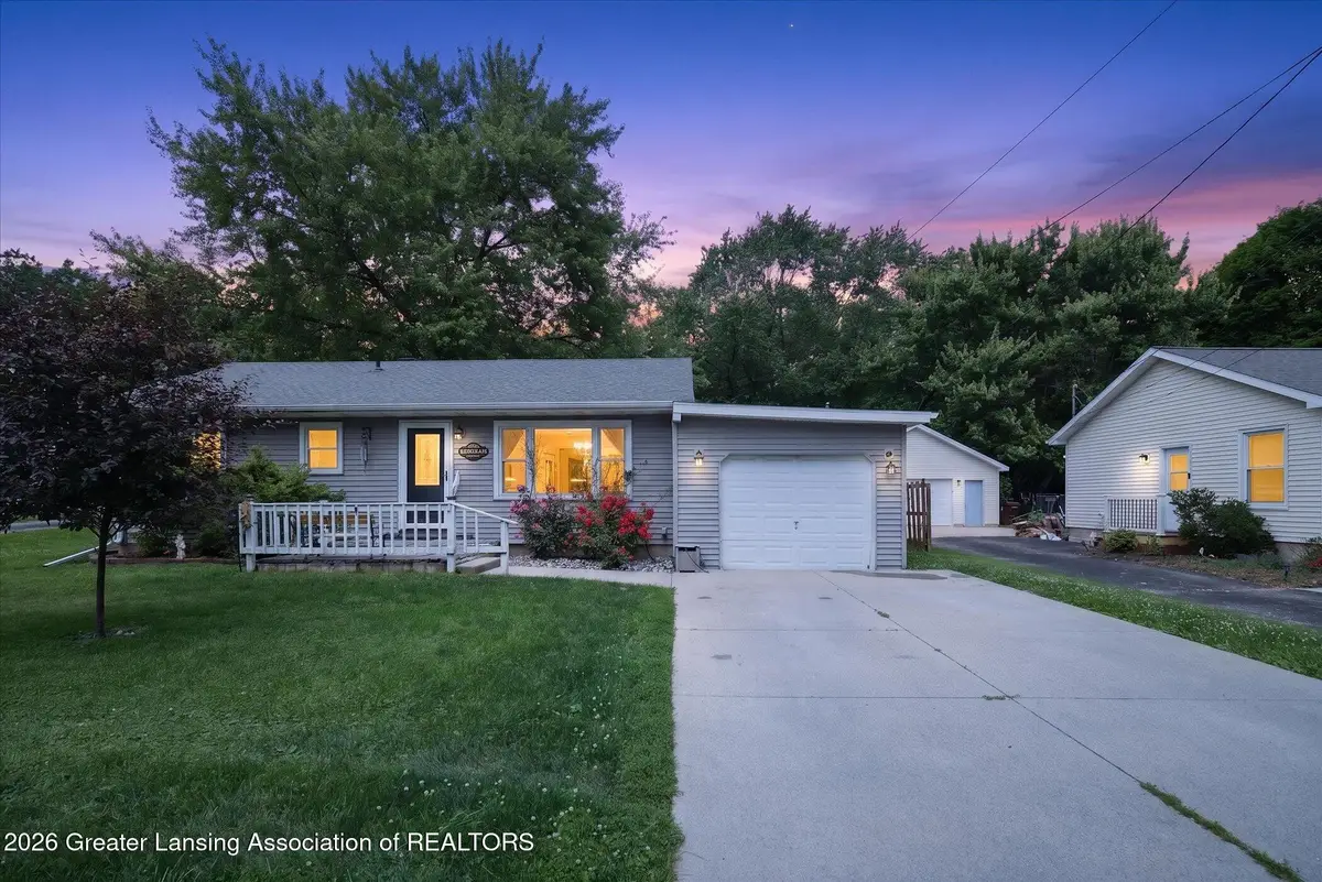 4450 E Norwood Street, Holt, MI 48842 - #1