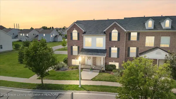 625 Nantucket Drive, Lansing, MI 48906