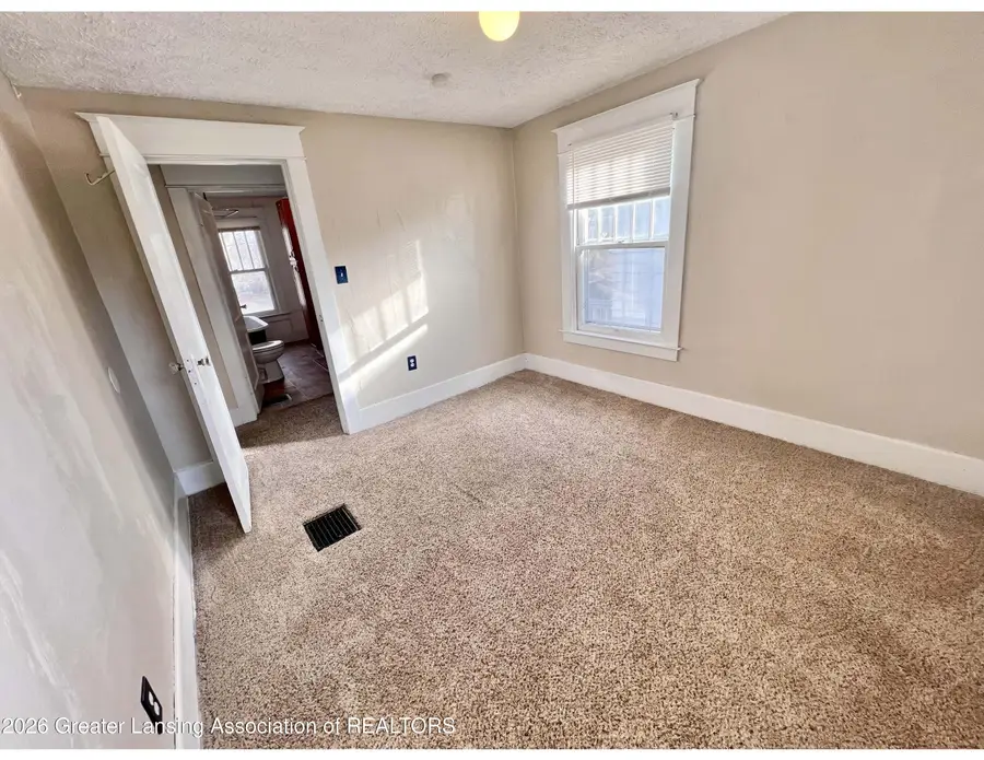 1724 Maplewood Avenue, Lansing, MI 48910 - #3
