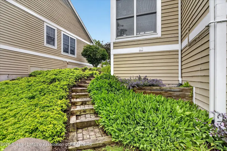 6190 W Golfridge Drive, East Lansing, MI 48823 - #3