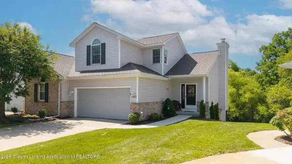 7427 Golf Gate Drive #13, Lansing, MI 48917