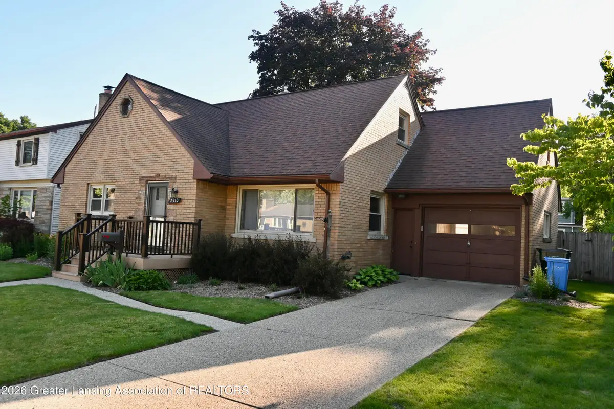 2510 Chatham Road, Lansing, MI 48910 - #1