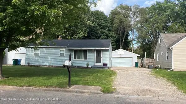 6935 Cooper Road, Lansing, MI 48911