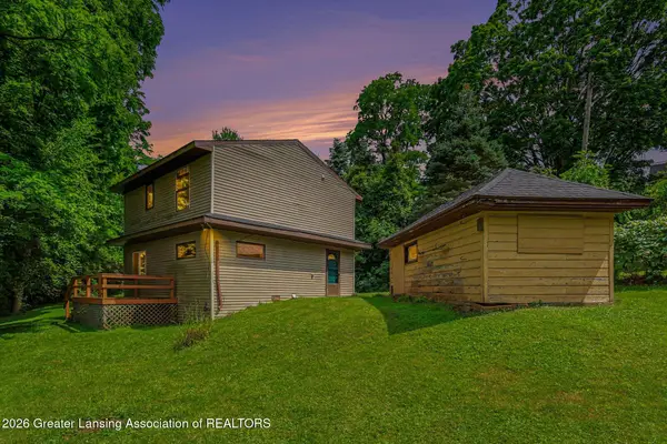 130 Benton Street, Bellevue, MI 49021
