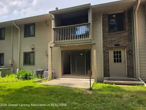 1715 Maple Ridge Road #4, Haslett, MI 48840