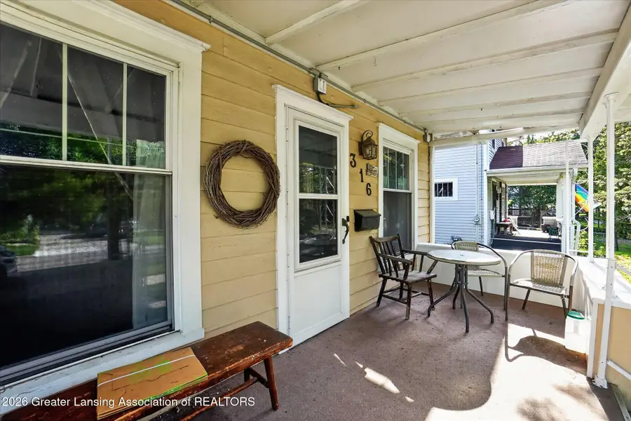 316 Smith Avenue, Lansing, MI 48910 - #3