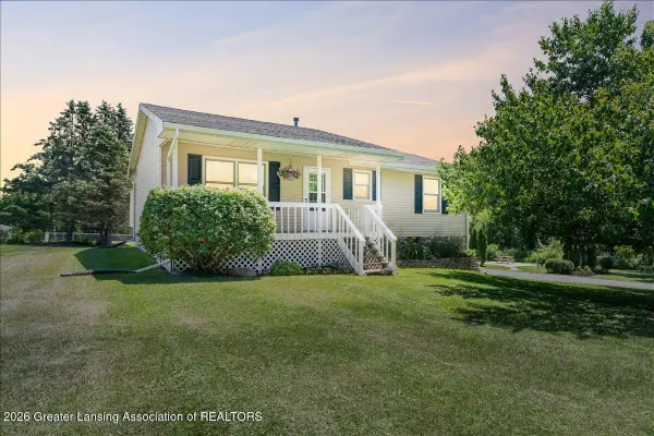 7970 Hartel Road, Grand Ledge, MI 48837