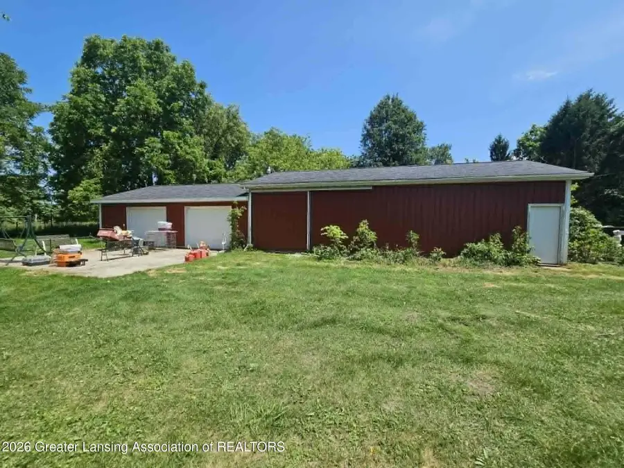 5505 E Bellevue Highway, Eaton Rapids, MI 48827 - #3