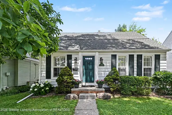 1002 W Grand River Avenue, East Lansing, MI 48823