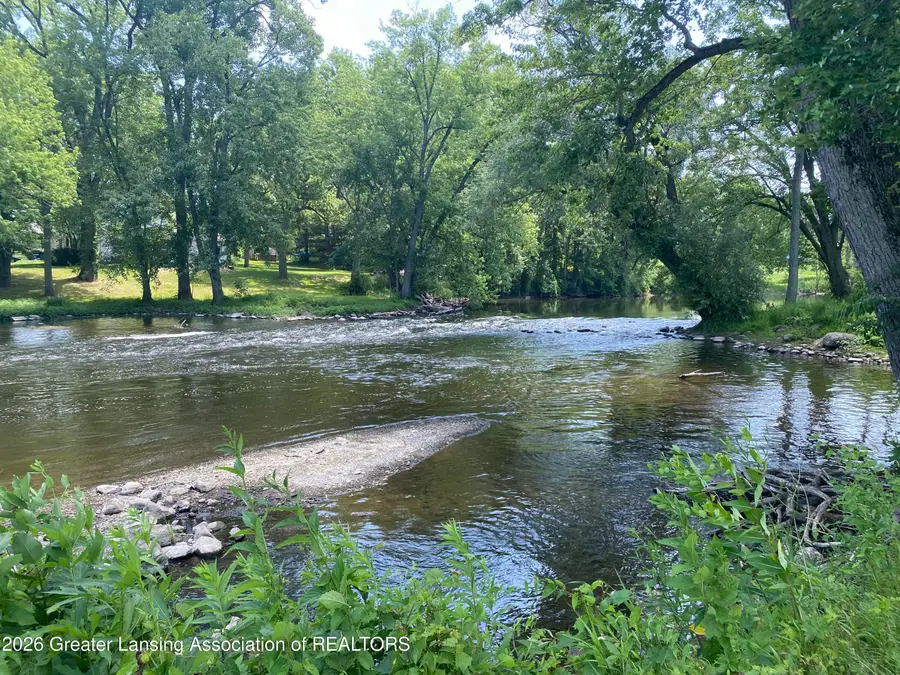10810 Petrieville Highway, Eaton Rapids, MI 48827 - #2