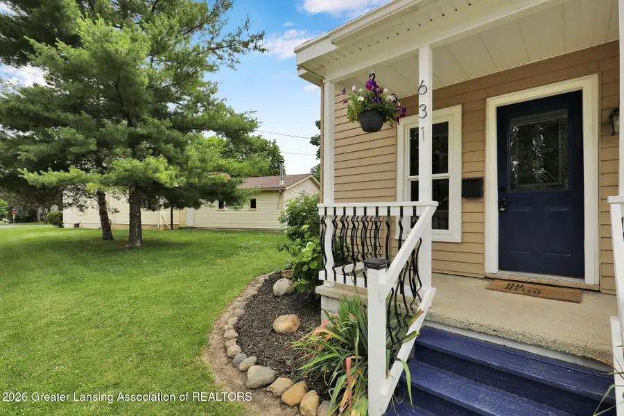 631 Jenne Street, Grand Ledge, MI 48837 - #2