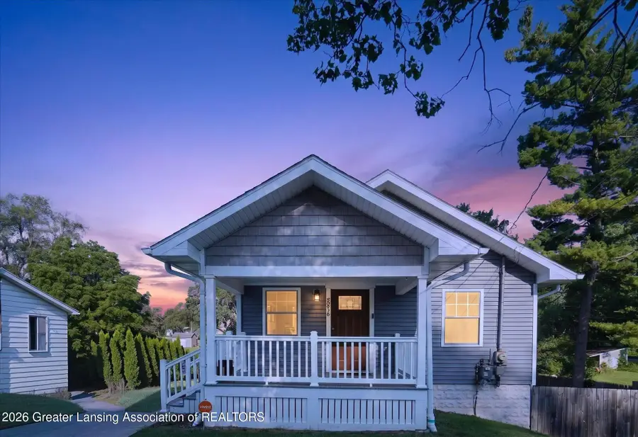 5016 Palmer Street, Lansing, MI 48910 - #2