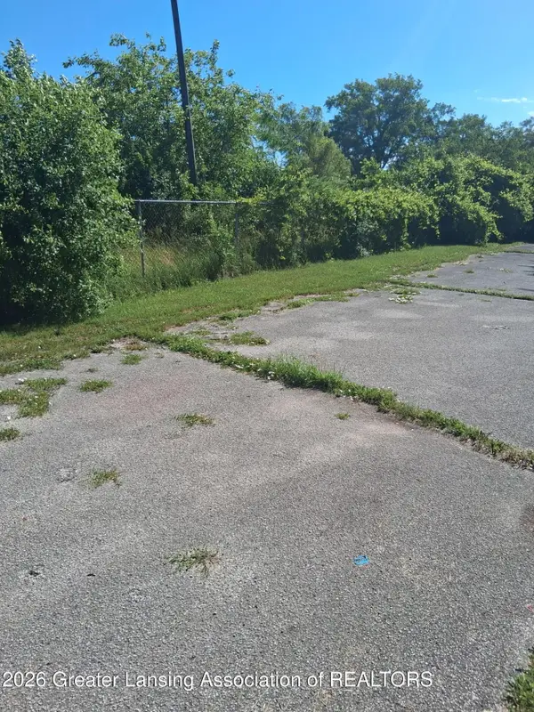2120 Sheridan Avenue, Saginaw, MI 48601