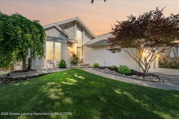16940 Cedarbrook Drive, Haslett, MI 48840