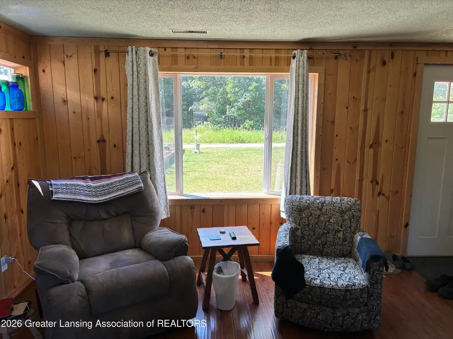 6308 E Dorothy Avenue, Indian River, MI 49749 - #3