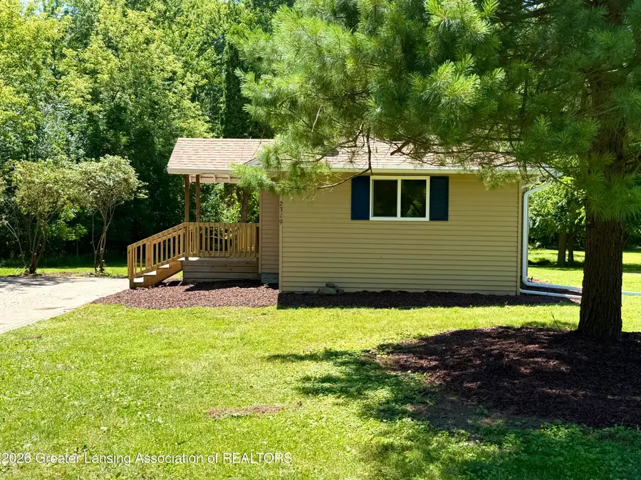 2319 Midwood Street, Lansing, MI 48911 - #3