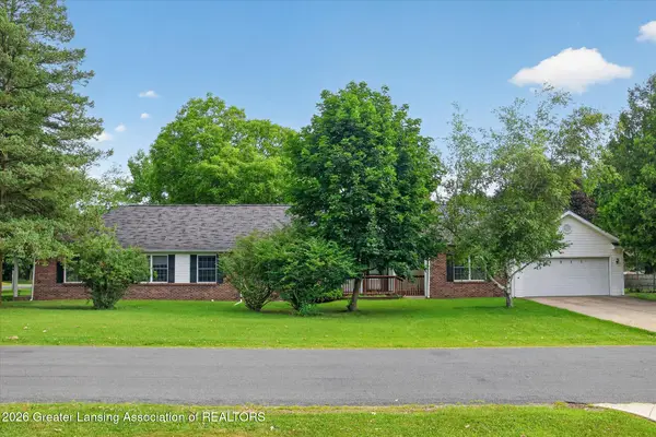 6011 Plainfield Avenue, Kalamazoo, MI 49048
