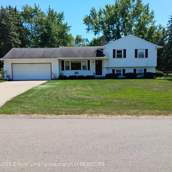 5935 Bradford Lane, Lansing, MI 48917