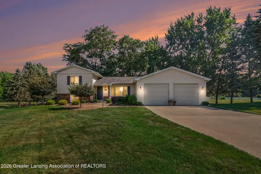 6252 N River Highway, Grand Ledge, MI 48837 - #3