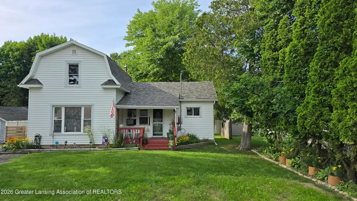 114 W Grant Street, Sheridan, MI 48884 - #1