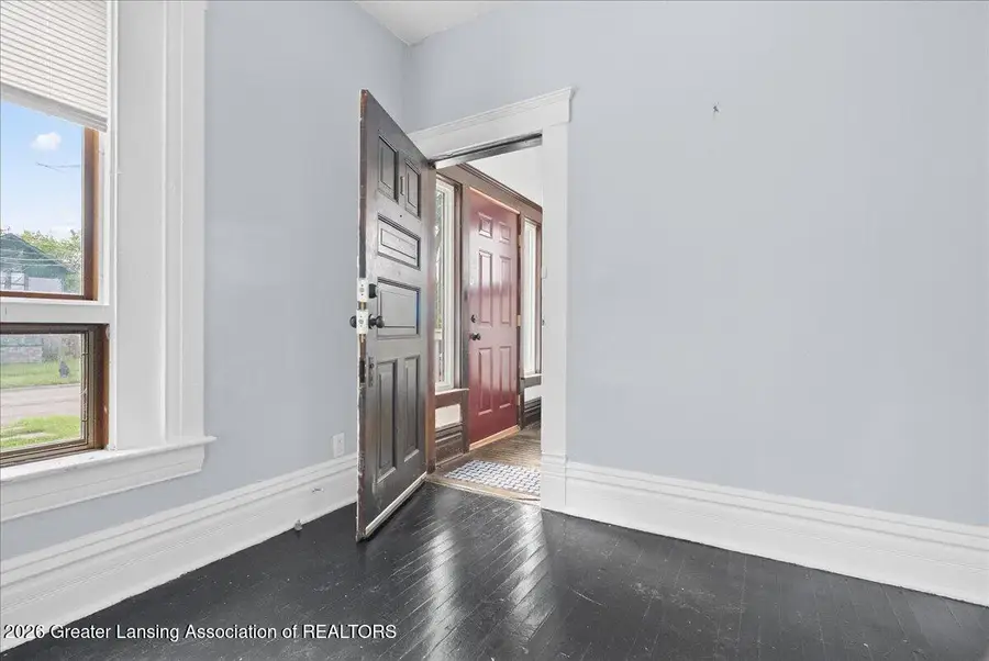 617 N Walnut Street, Lansing, MI 48933 - #2
