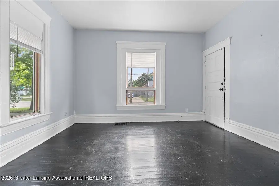 617 N Walnut Street, Lansing, MI 48933 - #3