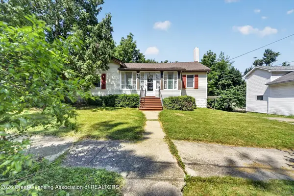104 S Prospect Street, St. Johns, MI 48879