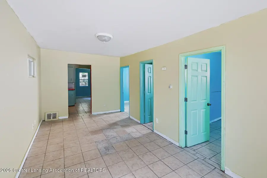 819 Larned Street, Lansing, MI 48912 - #3