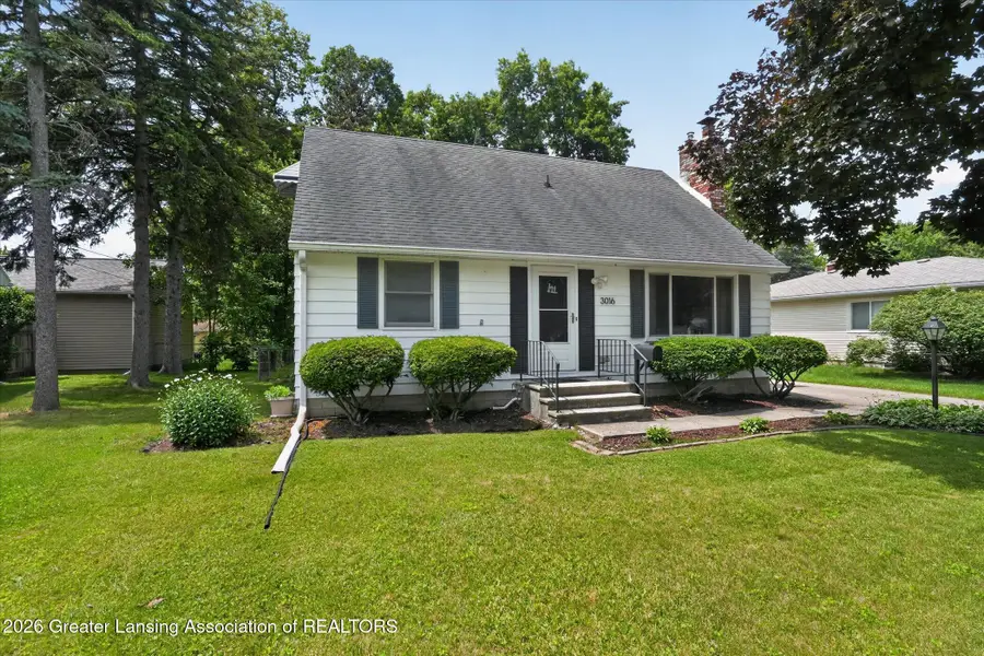 3016 S Deerfield Avenue, Lansing, MI 48911 - #2