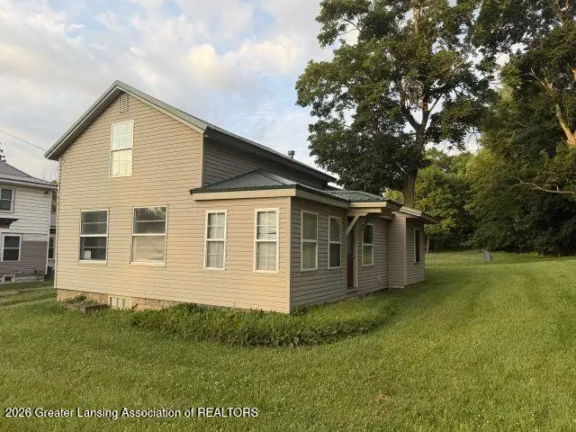 2203 Cooper Street, Jackson, MI 49201 - #2