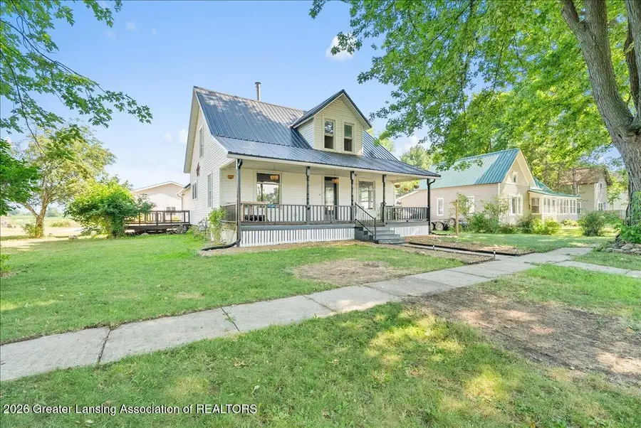 228 W Burton Street, Pompeii, MI 48874 - #2