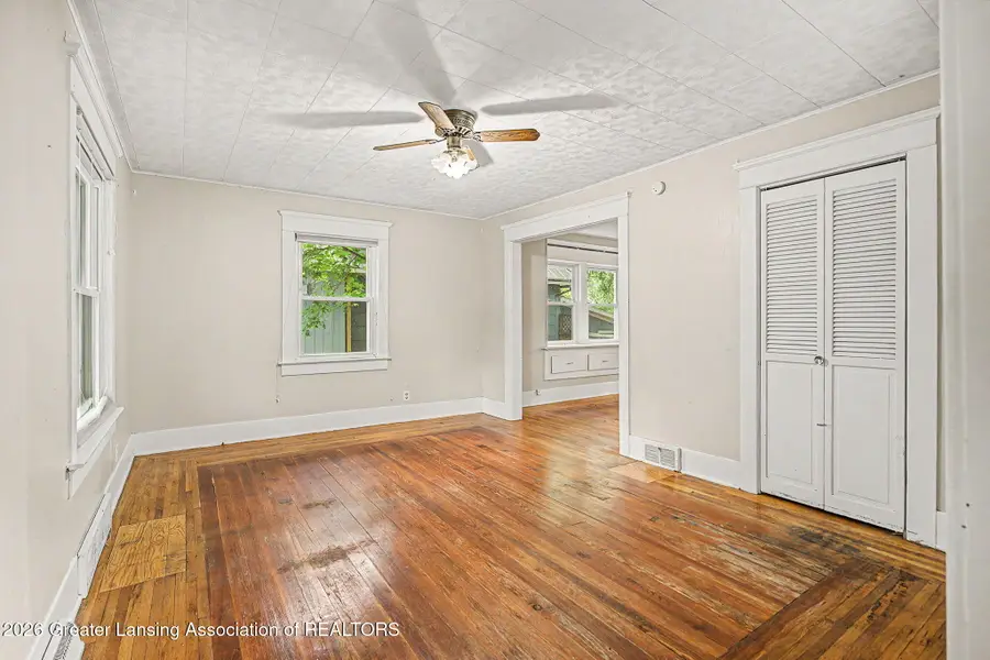 1706 Bradley Avenue, Lansing, MI 48910 - #3