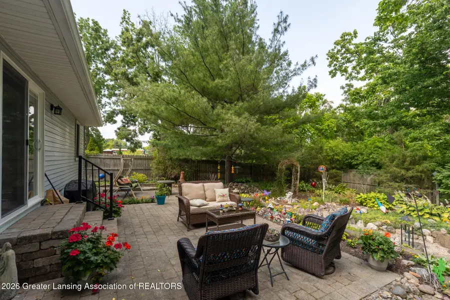 5922 S Edson Street, Haslett, MI 48840 - #3